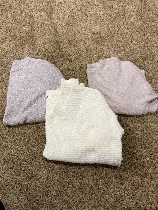 Double Zero Sweaters - Lot of Woman’s Sweater - Soft Textured Pullovers. Size medium